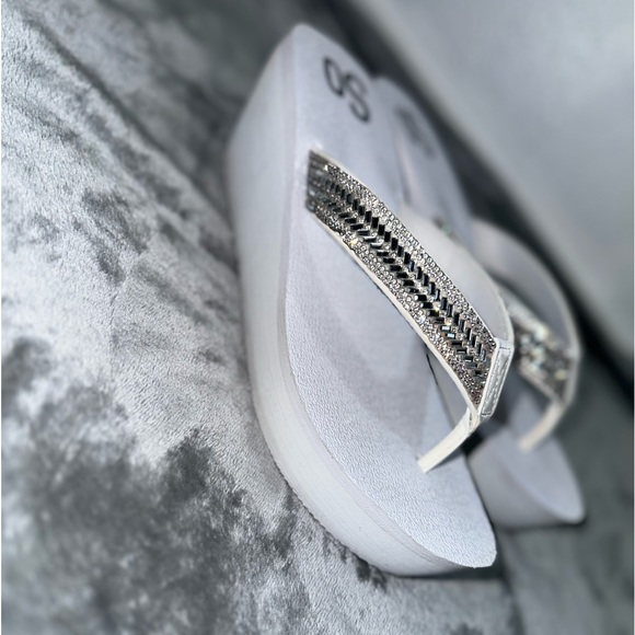 SO Bubbly Women’s Wedge Sandals - Picture 2 of 6